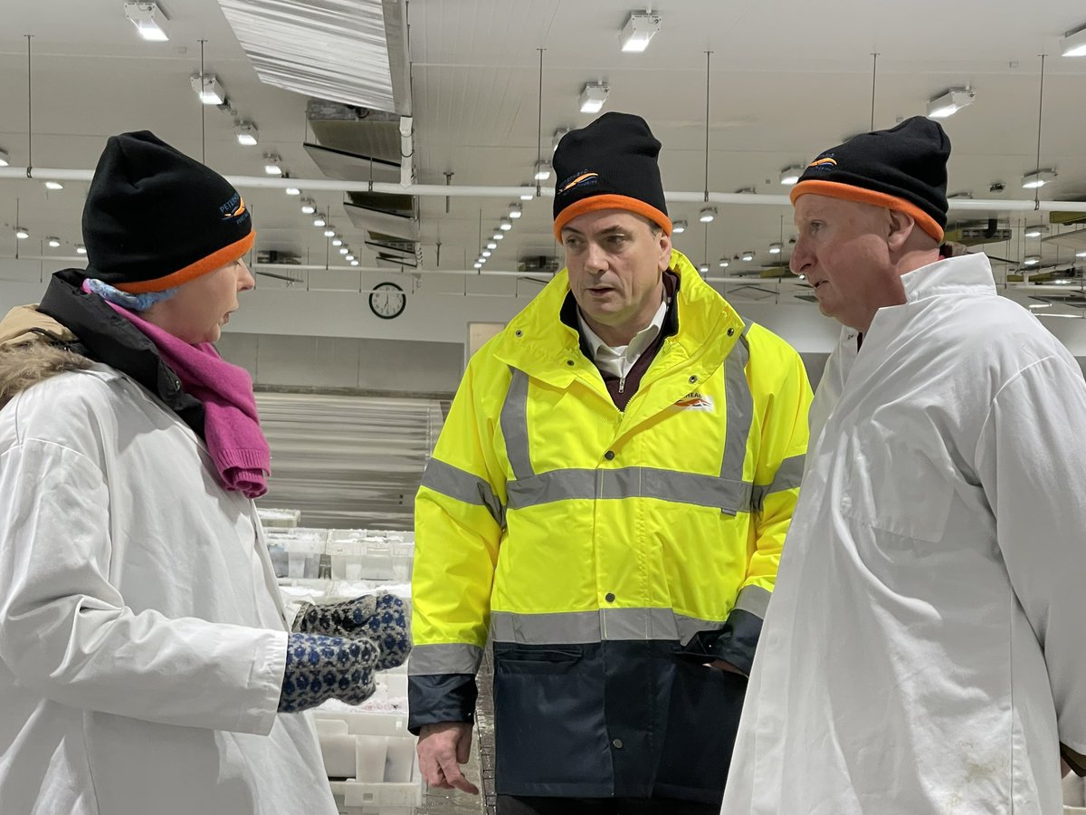 Ramsay59's tweet photo. Privilege to help @sff_uk host @DanielZeichner in Peterhead today. Thanks to @PeterheadPort and #Artemis for having us. https://t.co/36N649vrlK