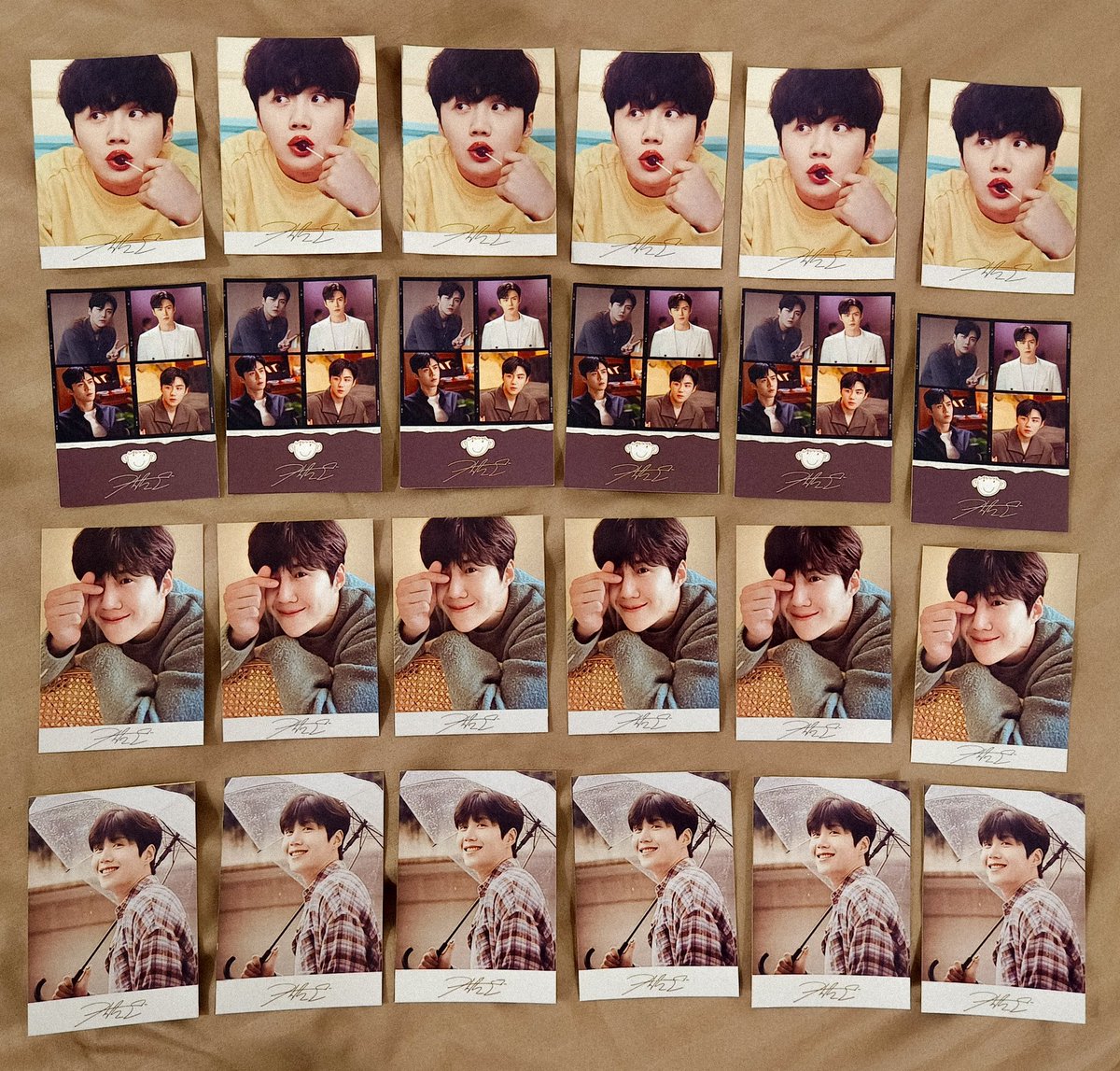 lloyolakim's tweet photo. Annyeong, Seonhohada ~ ! 🫰

I'll be giving away these simple freebies— a wallet size photos on D-Day!

(1) brown envelope contains (2) random photos 😊

1:1. Approach me lang po so that I could give you. Team Arena or Team Labas po, pwede!! 🫰🥰

See you! 💙 #KIMSEONHOinMNL2023 https://t.co/uwmAfdmTbd