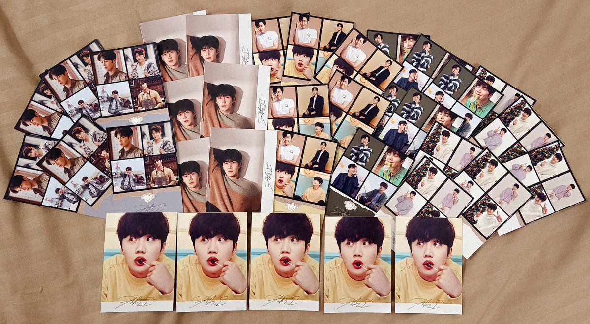 lloyolakim's tweet photo. Annyeong, Seonhohada ~ ! 🫰

I'll be giving away these simple freebies— a wallet size photos on D-Day!

(1) brown envelope contains (2) random photos 😊

1:1. Approach me lang po so that I could give you. Team Arena or Team Labas po, pwede!! 🫰🥰

See you! 💙 #KIMSEONHOinMNL2023 https://t.co/uwmAfdmTbd