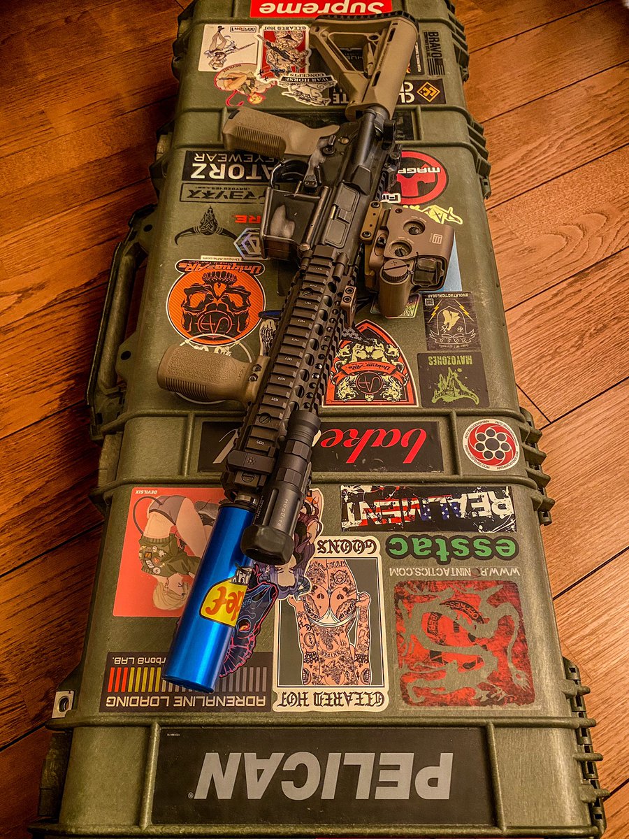 makio0810_'s tweet photo. 𝐏𝐄𝐋𝐈𝐂𝐀𝐍 𝟏𝟕𝟓𝟎 𝐰𝐢𝐭𝐡 𝐌𝐊𝟏𝟖𝐌𝐎𝐃𝟏
#MWS #TOKYOMARUI
#Magpul #Eotech #pelican1750
#Danieldefence #Modlite #Bluecan https://t.co/uORZJunEHF