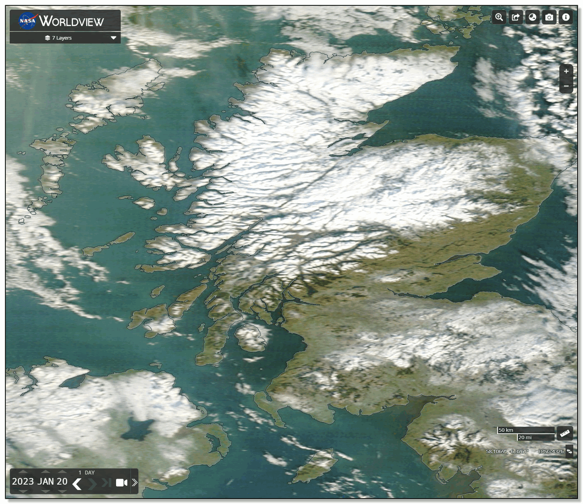 williemossop's tweet photo. The snowfields across the Highlands of Scotland courtesy of NASA.
A beautiful sunny day but despite this temperatures are still -2°C this lunchtime over 20 cm of lying snow here in #Strathpeffer.
#ukclimate
@metoffice @bbcweather @BBCScotWeather https://t.co/vcDwTYCzmH
