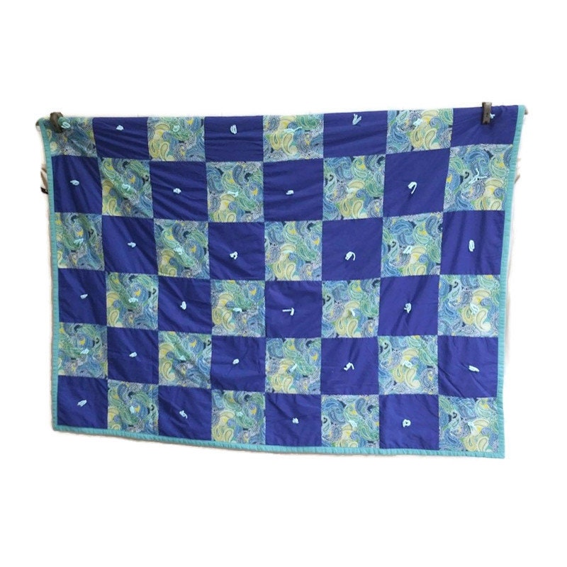 JunkYardBlonde's tweet image. Vintage Hand Stitched Blue Patchwork Quilt 58 x 78 Full Size tuppu.net/68c532db #Etsy #JunkYardBlonde #PatchworkQuilt