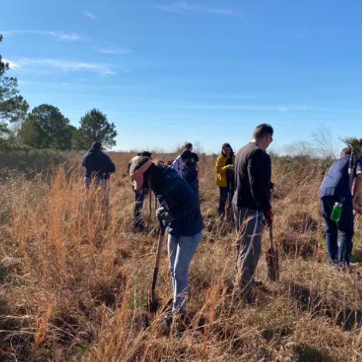 fbgsa's tweet photo. this past weekend, our academy students worked with the Katy Prairie Conservancy + the Chevron Houston Marathon to tidy up the preserve and uplift runners, respectively. so proud of our proactive students 🫂 https://t.co/v0DiZBv41f