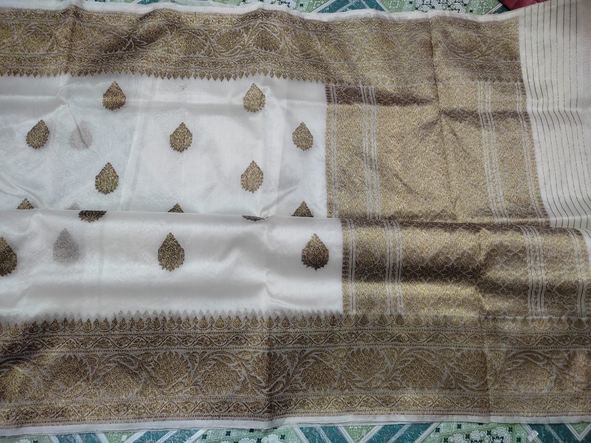 Bunkar_Haat's tweet image. Handloom pure katan Banarasi Silk sarees
#Handloomhaat
#virasat
#onlineshopping
#banarasisaree
#banglore
#MyHandloomMyPride