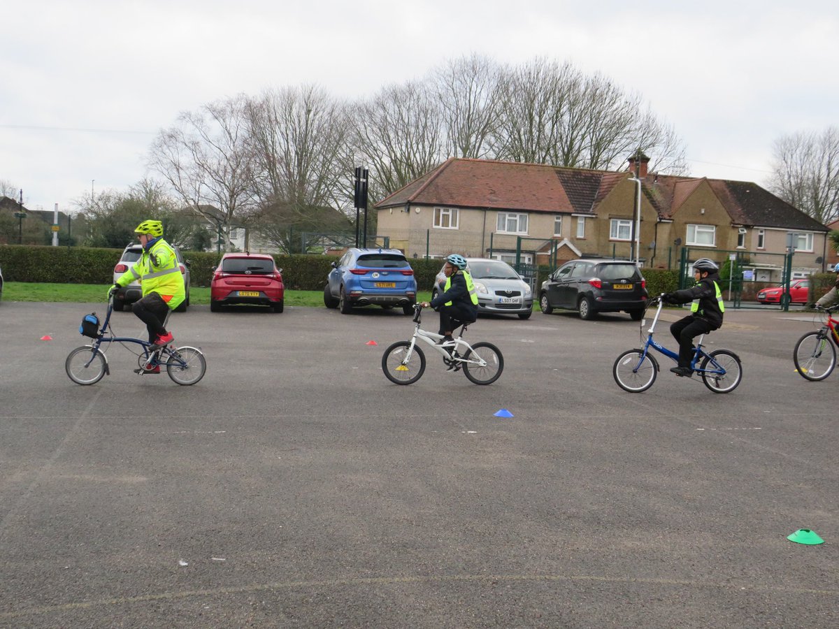 hewensprimary's tweet photo. Bikeability Certification 🚴 https://t.co/9C3B1IhfXf