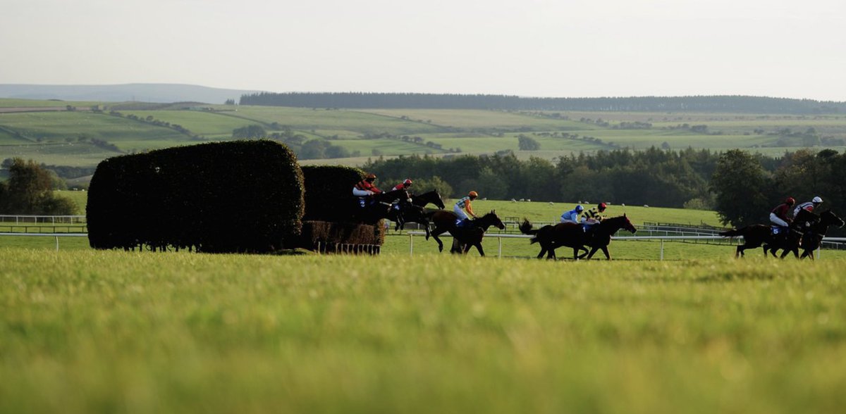 The best "smaller" racecourse I have ever been to is ___________? 😍

Great Britain 🇬🇧- <a href="/HexhamRaces/">Hexham Racecourse</a> is usually very cold (I've lived in the US too long, I'm getting soft😉), but the beautiful views and fantastic scenery make up for it ❤️