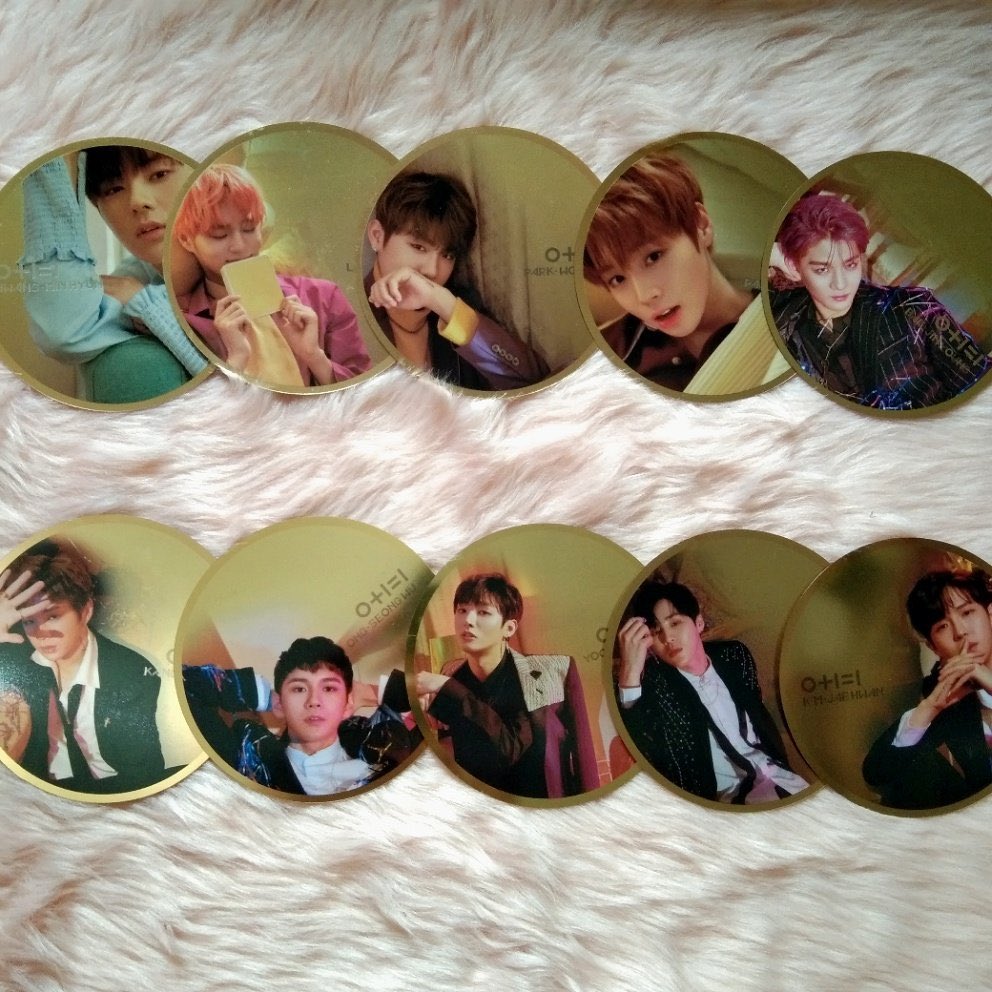 oneble_ph's tweet photo. WANNA ONE MIRROR CARD
🏷️50.00 each

✔️ ONHAND
✔️ OFFICIAL
✔️ COD
✔️ SHOPEE CHECKOUT 

https://t.co/fgUlnpgVcW

🇵🇭 PH only
▪️3 days reservation only
#WTS #LFB #WannaOne https://t.co/77G02JrknB