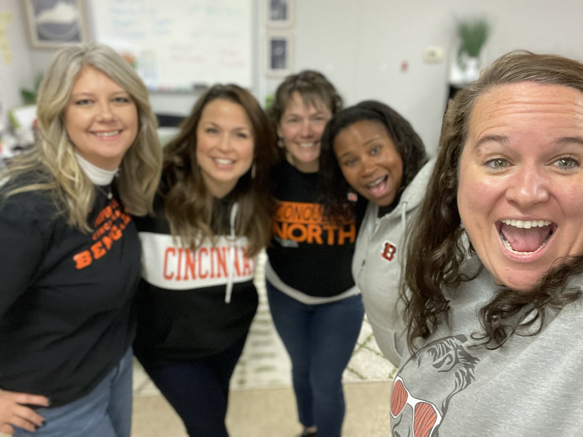 The NKCES cottage crew ready for SunDEY!! #ConnectGrowServe #WhoDey #WhoDeyNation