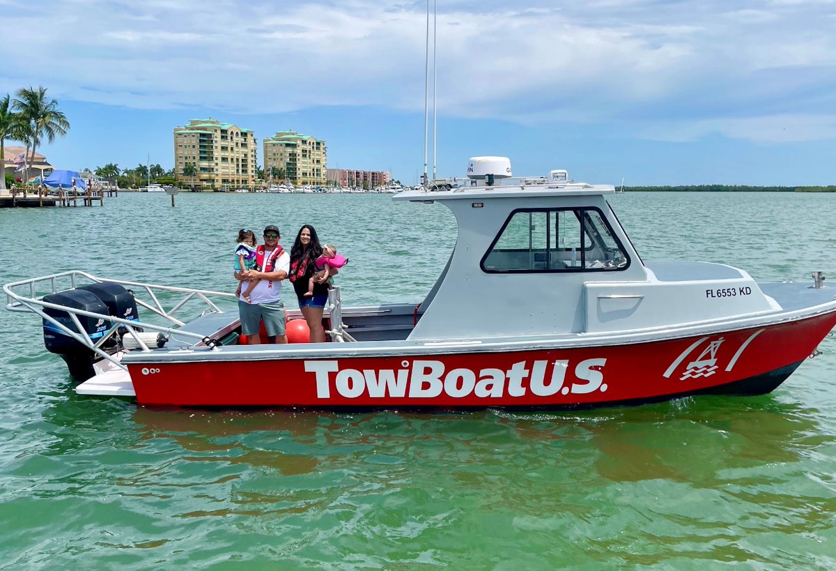 waterfrontgurus's tweet photo. If you have a pleasure boat, you probably have a TowboatUS membership, in case you boat stalls on the water. 

Here's all you need to know to start your towboat company in Florida or get a job at a towboat company https://t.co/IeWcxvlf8g