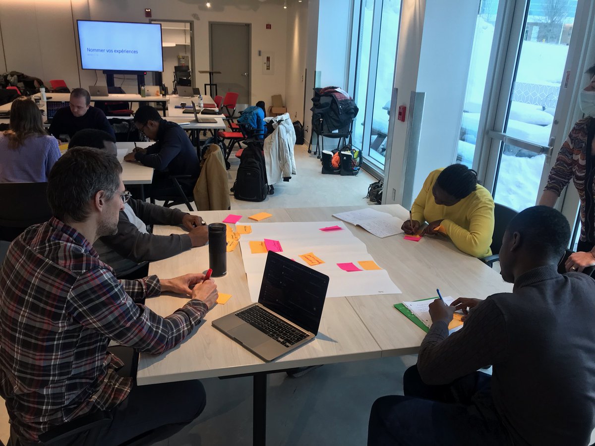Ravi de retrouver hier <a href="/FMartinJuchat/">FabiennMartin-Juchat</a>, rejoint par @danybaillargeon, pour l'organisation d'une journée d'étud sur les méthodes de co-design <a href="/USherbrooke/">Université de Sherbrooke</a>. Bcp de curiosité chez les participant-es qui hésitaient à se lancer dans ces approches.