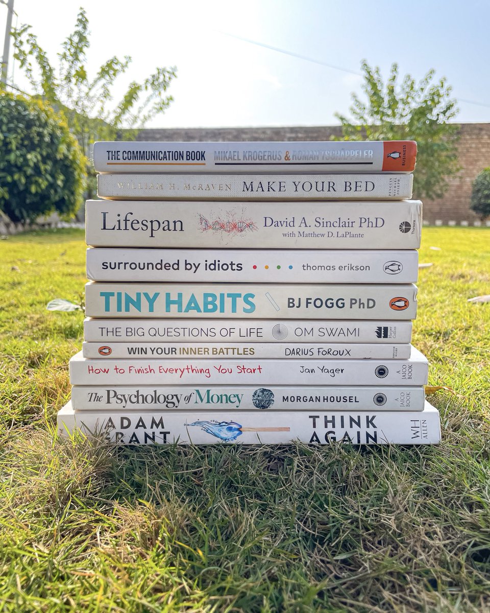 librarymindset's tweet photo. 10 books to read in 2023

1)Communication Book
2)Make Your Bed
3)Lifespan
4)Surrounded By Idiots
5)Tiny Habits
6)The Big Questions of Life
7)Win Your Inner Battles
8)How To Finish Everything You Start
9)Psychology of Money
10)Think Again https://t.co/PCGM5bonRq