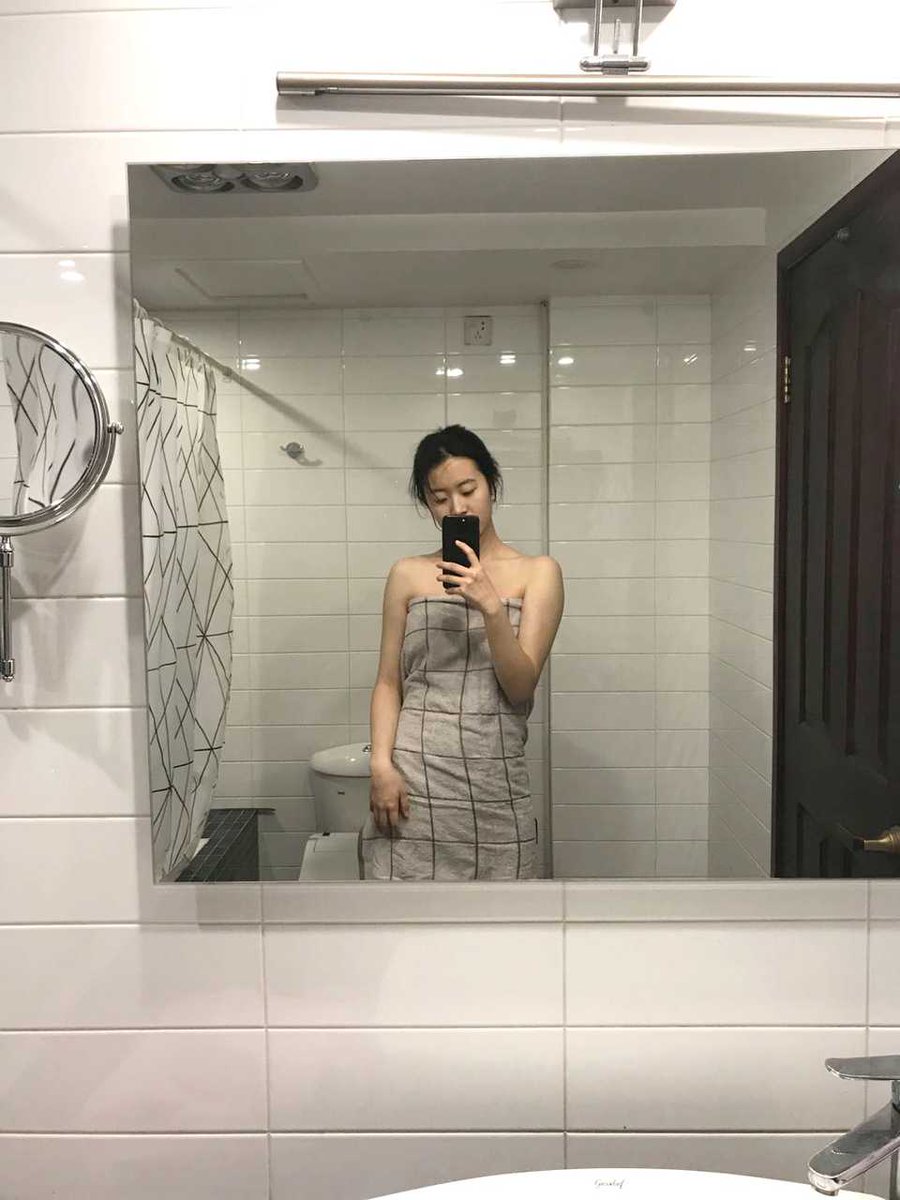0825xiaoge's tweet photo. 分享学妹 https://t.co/ECiVSXrWcE