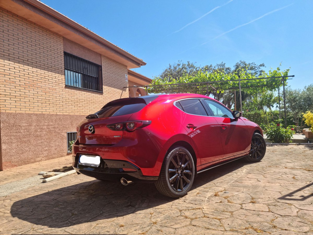 javimerchan1's tweet photo. @MazdaEspana Yo ya le he sacado de paseo alguna que otra vez 😋 https://t.co/UGGJ6EPVue