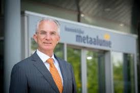 Deze middag neemt Fried Kaanen afscheid als voorzitter <a href="/metaalunie/">Metaalunie</a>. In zijn rol als vice-voorzitter <a href="/MKBNL/">MKB-Nederland</a> mijn rechterflank, met wie het samenspel fantastisch was en op wie ik altijd kon terugvallen. Dank voor alles Fried 🙏, het was een genoegen!