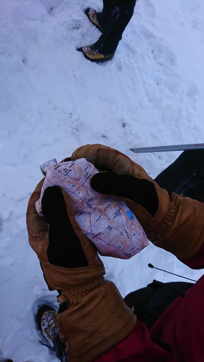 splashmaps's tweet photo. It's chilly. Ever tried to unfold paper #maps in gloves? https://t.co/HY9ugOKUOD
#hiking #outdoors #mountain #hike #snow #camping #freezing #winter #cold #nature #ice #outdoor #frozen #coldweather #wilderness #travel #love #mountains #winterwonderland #landscape #coldday https://t.co/xL71uO2cc4