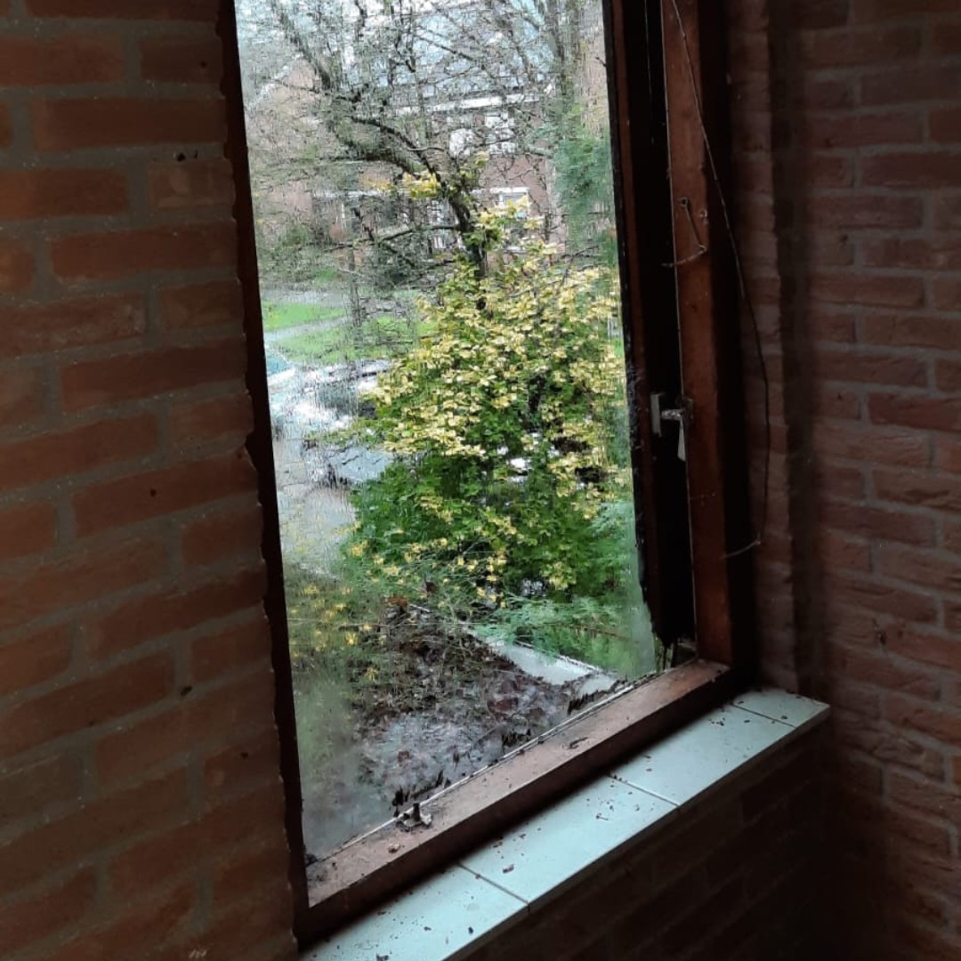 PerfectKeur's tweet image. Zoooo....even de roosters testen 😶

#goedweekend
#ventilatie #tocht
#bouwkundigekeuring
#energierekening
#houvolhetisbijnaweekend
#fijnweekend