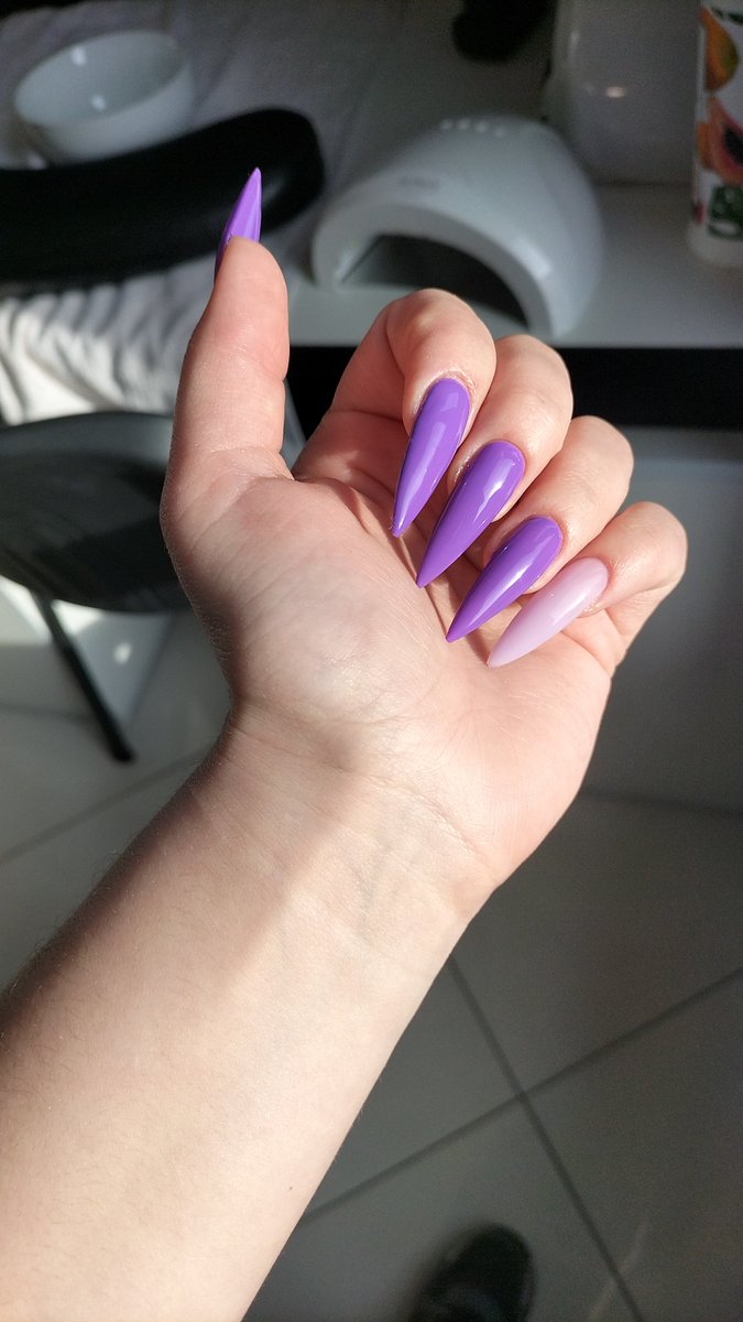 Матір божа, це що таке. Навіщо вони такі довгі????
В понеділок піду знімати😳😳😳😳