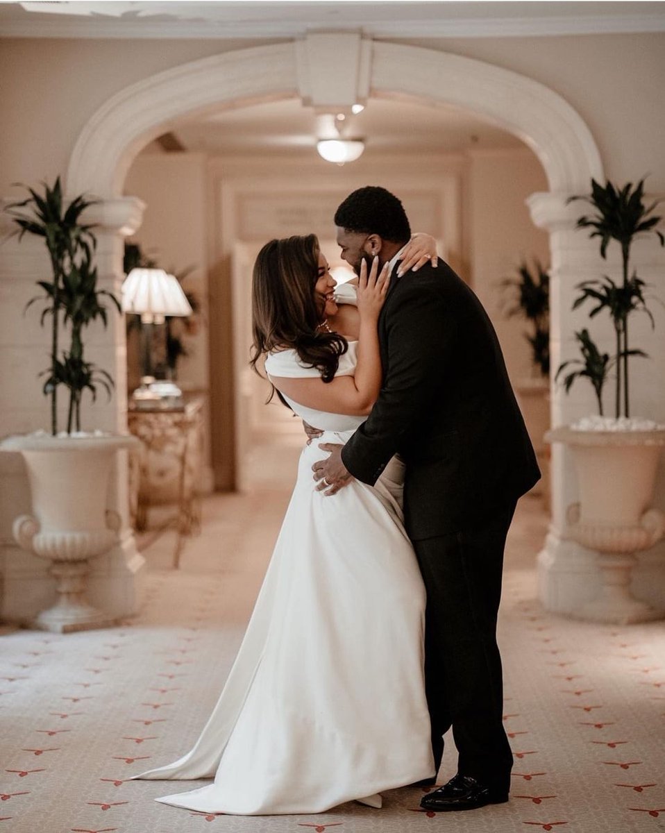 Photography works... 
Stunning photo of a beautiful couple
Repost from <a href="/the_unbridled__/">Carla Towill The Unbridled</a> of bride Yelenv wearing the fabulous #VivienneWestwood.
How will you be capturing your best wedding moments?
Get in touch for unique options
#uniqueweddingideas #weddingalbum #firstkiss