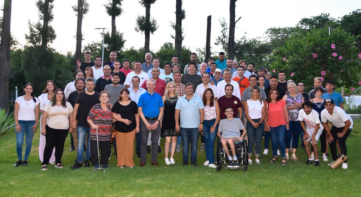 Arrancamos este 2023 trabajando unidos, con dirigentes de toda la provincia, de cada municipio, para construir entre todos la Catamarca que soñamos, próspera, productiva, solidaria e inclusiva.
Juntos por el Cambio 2023
#JXC2023