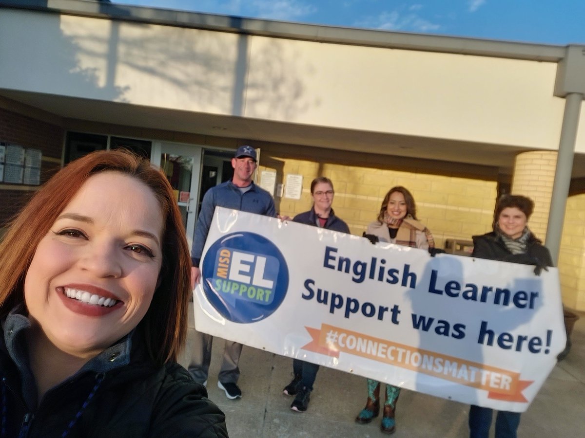 Early morning connection @RJEjaguars with the @MISD_ELSupport dept. Teachers,students and parents joined the fun! #connectionsmatter #legacymatters @NYA2017MISD @gonzales_bil @ZabGon @mckinneyisd