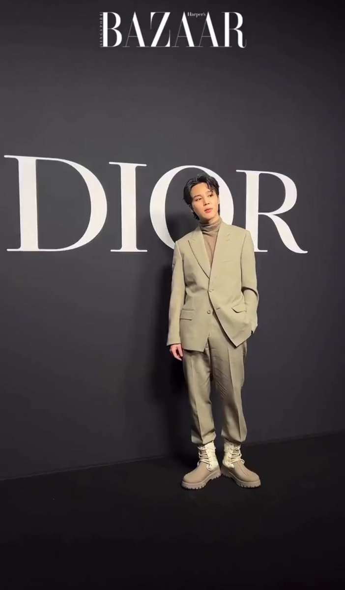 Aliii_BE7's tweet photo. QUE BELLO ES PARK JIMIN!!!
FACE OF DIOR JIMIN
HUMAN DIOR PARK JIMIN
#JIMINxDIOR #JiminAtDiorFashionShow https://t.co/nn0YCN5r0N