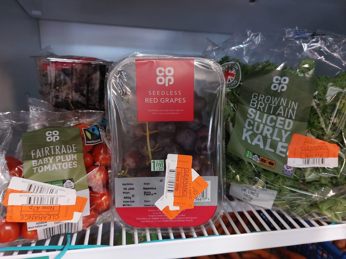 VillageGreensUK's tweet image. Our #communityfridge is well stocked so head over to Prestwich library before 4.30pm today! Thank you to @coopuk Parr Lane &amp;amp; Iceland for the lovely surplus food donations to share. Lots of fresh salad, veg &amp;amp; bread today. Library is closed Sat but open again Sun 10am - 1pm