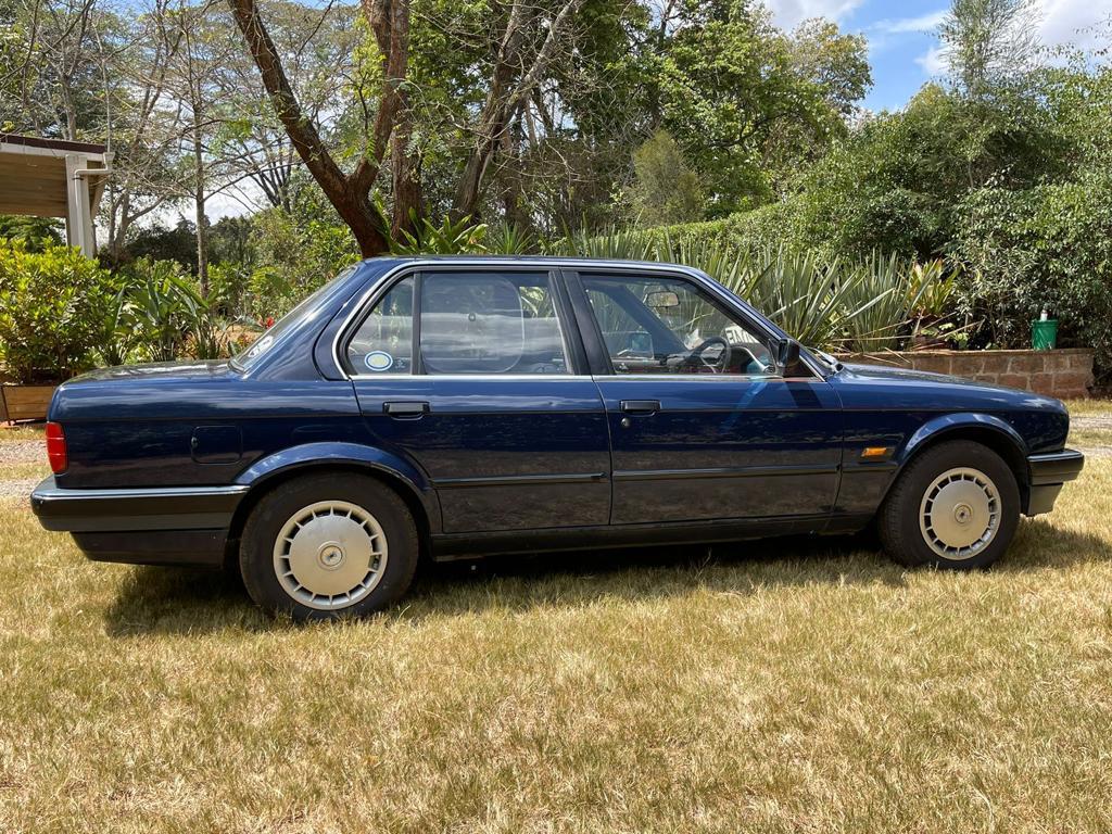 Cars And Chrome Club Of Kenya on Twitter: "1989 BMW E30 ALPINA badge ...