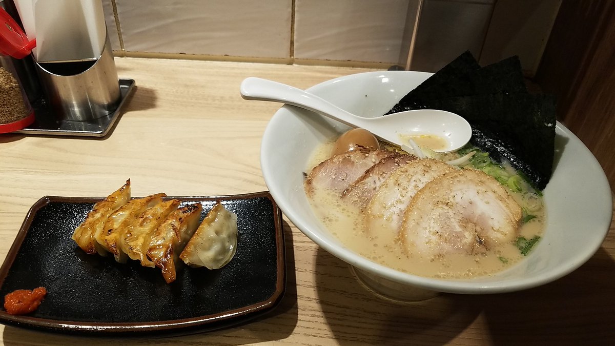 ぱしたしゃん!!!!
からあげしゃん!!!!
むーたむーた 