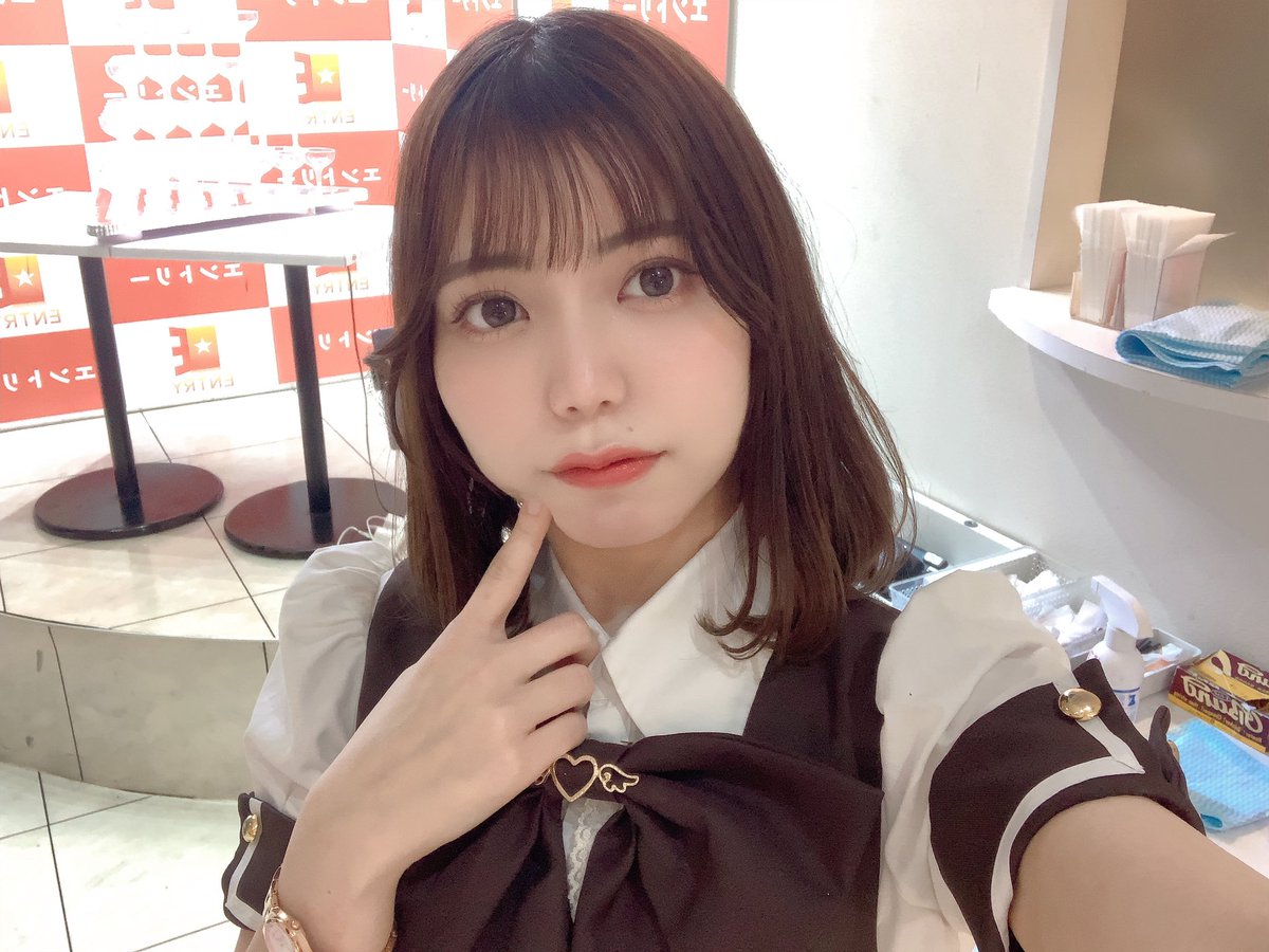 イン！23時まで〜 今日もあるシャンパンタワー🍾❣️