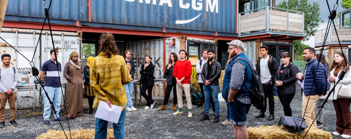 Rob_Dal's tweet photo. Vanmiddag workshop geven @ The Village voor deelnemers van het Food Pioneers Program 🥬@FlevoCampus en daarna snel door naar @AlmereCityFC ⚽️
#flevoland @HorizonFlevo https://t.co/znovAQBooA