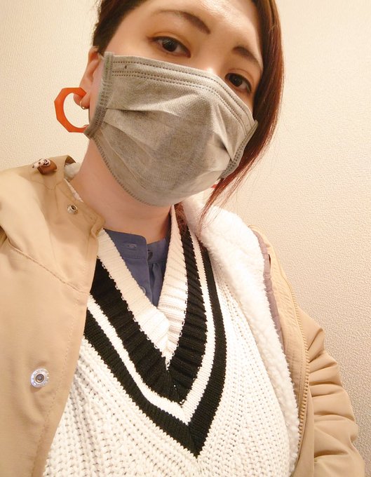 今日の色合い好きなん 
