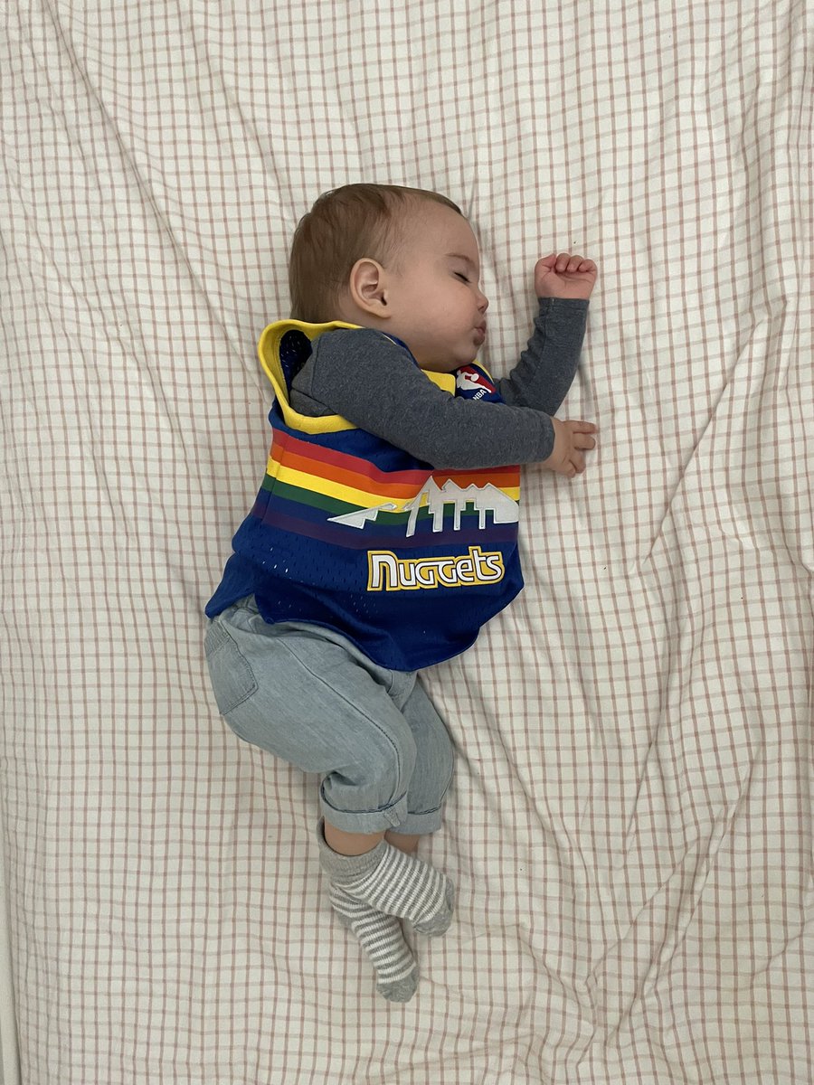 BennyCapp's tweet image. Little man dreams of big honey. 

#bighoney #milehighbasketball #dnvr #denvernuggets