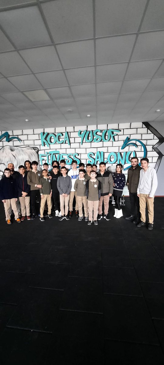 8.sınılarımıza yönelik olarak Üst Öğretim Kurumlarının Tanıtımları kapsamında ilçemizde bulunan Koca Yusuf AİHL (Spor Lisesi)'ne gezimizi yaparak öğrencilerimizin liseyle ilgili bilgilendirilmeleri sağlandı.Spora ilgi duyan,yetenekli öğrencilerimiz için güzel bir deneyim oldu.💯