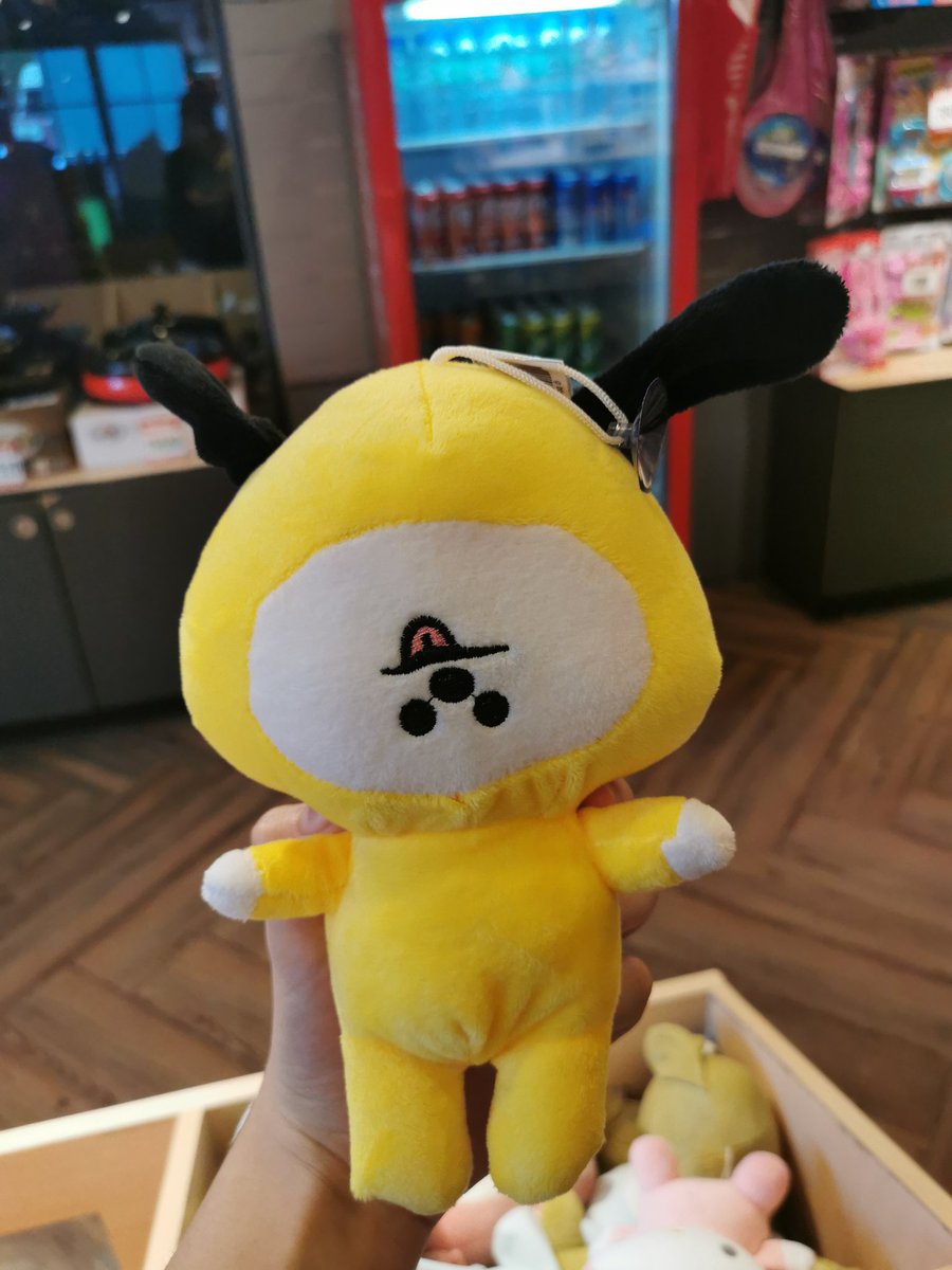 hodongsthighs's tweet photo. these had my face hurting in the mall 😭😭😭😭😭😭 https://t.co/hLK5pvxCjC