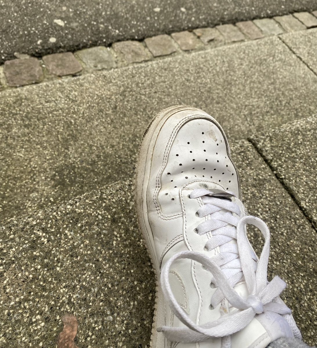 alphapaar077's tweet photo. Wenn ein Arzt, Ingenieur, Lehrer irgendwo ein Fehler sieht, er macht sich sofort an der Arbeit ran.
UND DU  guckst das Bild an, und erkennst dein Arbeit?! Also ran an deiner Arbeit Hündchen 👅🫵🏽 #findom #sklaven #cashandgo #alpha https://t.co/4DYPcZkxaI