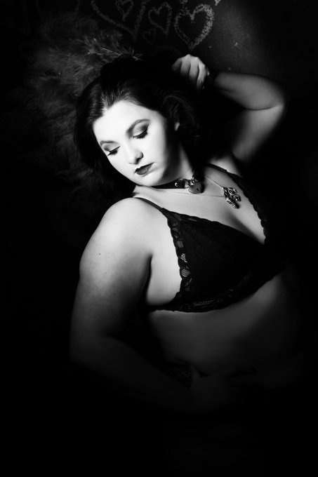 Feeling boujee!  #onlyfans #model  #noshameinsexwork https://t.co/HWMDGgUEOq<a href="/tag/onlyfans"class="tags">#onlyfans</a><a href="/tag/model"class="tags">#model</a><a href="/tag/noshameinsexwork"class="tags">#noshameinsexwork</a>