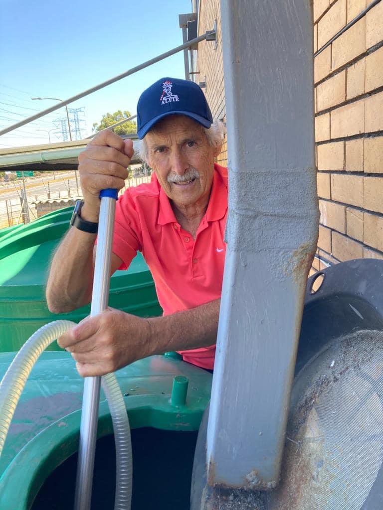 CleanTanks1's tweet photo. If you are in Cape Town and need your water tanks cleaned, without draining all that precious water, let us know. We will get these two hard working young lads to assist. They inspire us. Instead of “retiring” they started this new, innovative, much needed service. #LEAD https://t.co/fde0xWixSw