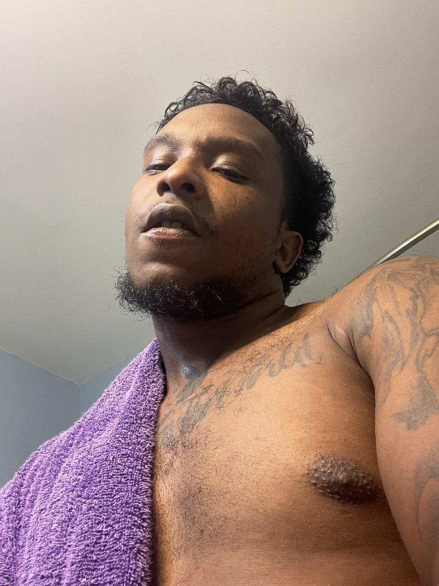 1G_shotfr's tweet photo. &amp; here’s a lil more 😎told da ho no need to gas me like a Tesla I been pressure https://t.co/Qq5bpk532q