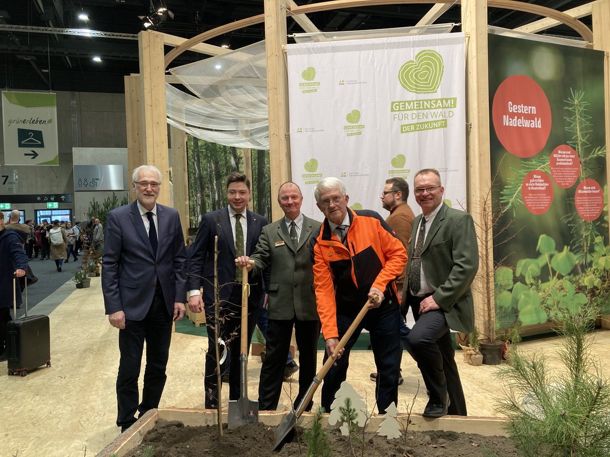 Deutscher Forstwirtschaftsrat (DFWR) tweet media