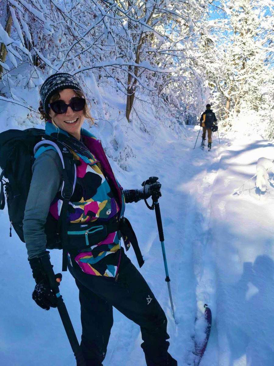 AEnselle's tweet photo. Yesterday’s lunch break. 2hr loop from the garden, through the forest, up the mountain, &amp; then swissssshed down the fields/trails/roads back home. Shall I do the same today? ❤️‍🔥 https://t.co/owrPXherUZ