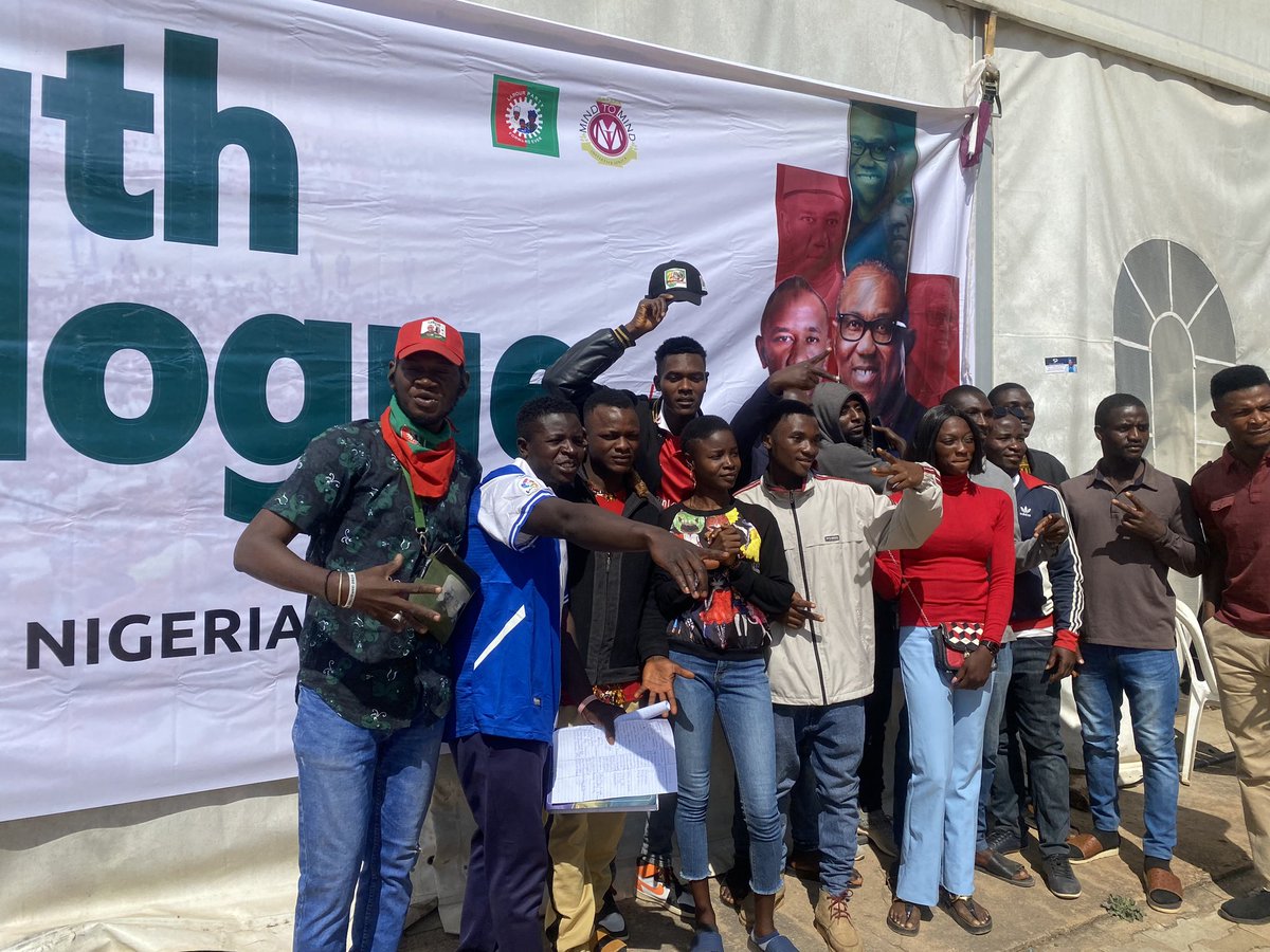 MuchTalksBlog1's tweet photo. Jos get beautiful students oo🤔.
The crowd is getting massively massive.
.
.
RCCG. Rinu. Soludo. AY Live. Vote LP. No Interview No Job. Jos. Plateau. Dayo Israel. Peter Obi Sandra. Wizkid. Tunde Ednut 
#ObiDattiInJos #ObiDattiInPlateau https://t.co/PhWNyGD28v