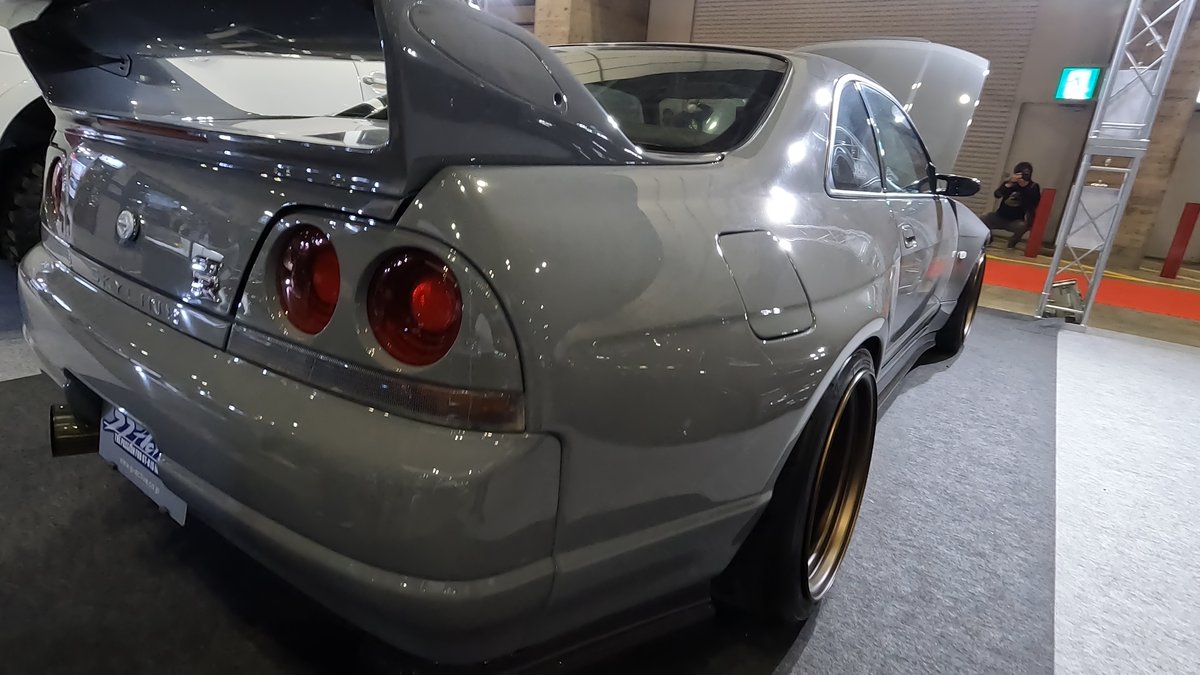 Kamakura_MAP's tweet photo. 福岡のGT-RプロショップGarage ActiveさんのGT-Rが2台。
・R32 GT-R
・R-33 GT-R

#東京オートサロン 
#tokyoautosalon 
#garageactive 
#gtr 
#r32gtr 
#r33gtr 
#hks 
#nissangtr https://t.co/odAuwIwtYm