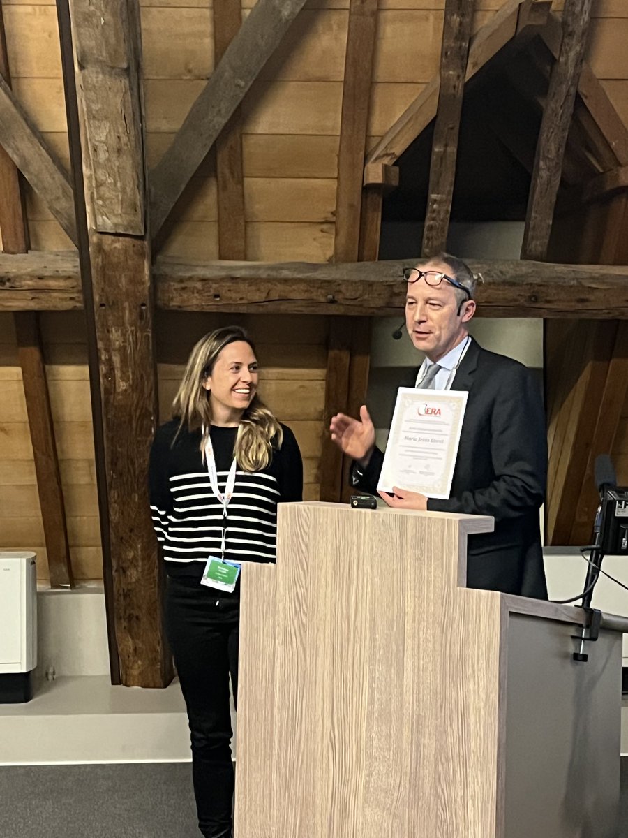 hanne_skou's tweet photo. #EUROD Winter Meeting - Research Forum with excellent young investigators presenting. ⁦@EvenepoelPieter⁩ ⁦@mjlloretcora⁩ ⁦@ERAkidney⁩ ⁦@ynptweets⁩ https://t.co/x5E4RRBQaF