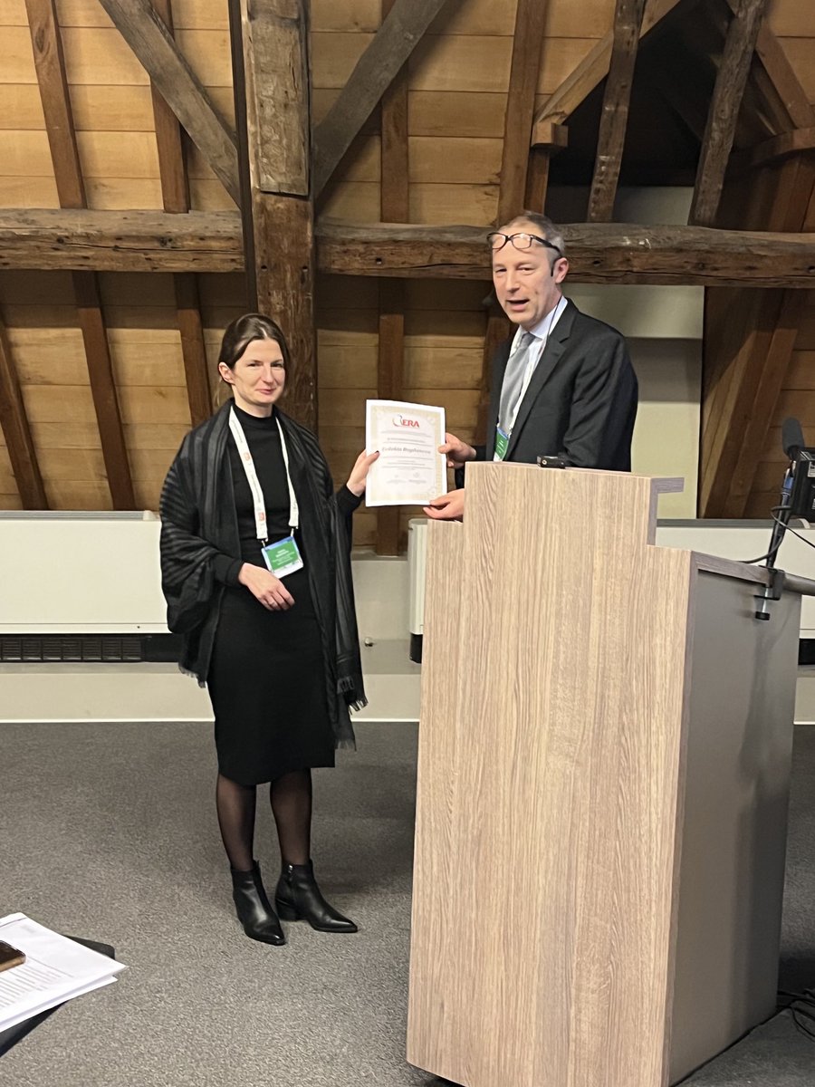 HanneSkouJoergensen (@hanne_skou) on Twitter photo #EUROD Winter Meeting - Research Forum with excellent young investigators presenting. <a href="/EvenepoelPieter/">Pieter Evenepoel</a> <a href="/mjlloretcora/">Maria Jesús (Susa) Lloret</a> <a href="/ERAkidney/">ERA - European Renal Association</a> <a href="/ynptweets/">YNP of ERA</a> #EUROD Winter Meeting - Research Forum with excellent young investigators presenting. <a href="/EvenepoelPieter/">Pieter Evenepoel</a> <a href="/mjlloretcora/">Maria Jesús (Susa) Lloret</a> <a href="/ERAkidney/">ERA - European Renal Association</a> <a href="/ynptweets/">YNP of ERA</a>