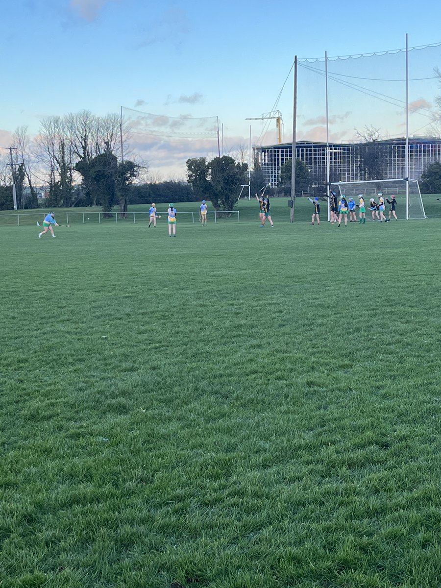 cpsetanta's tweet image. During the week the Senior Girls Camógie team have qualified for the final, today, in TU Broombridge. They defeated Holy Family Rathcoole 3-1 to 1-0, in bitterly cold conditions. We are so proud of the girls and their achievement. #bród #misneach #meitheal
