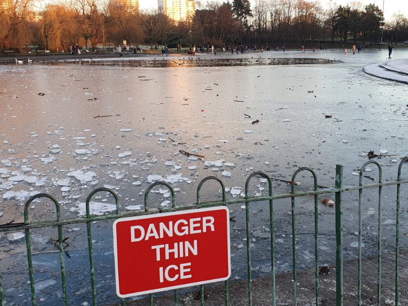 Water_Rescue's tweet photo. The temperature has been low for a few days, some waterways have a very thin ice layer. Please follow the @RLSSUK Winter Water Safety guidelines, @WaterSafetyScot https://t.co/OxqiBDI4J3
