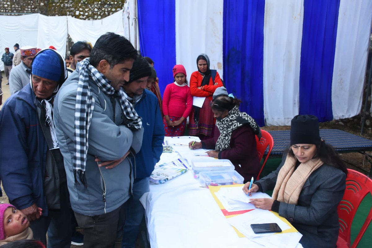 DistrictTehri's tweet photo. #DisabilityCamp दि0 20 Jan को प्रताप इंटर कॉलेज नई टिहरी में दो दिवसीय दिव्यांग शिविर का आयोजन, जिसमें कुल 174 व्यक्तियों द्वारा पंजीकरण,68 दिव्यांग व्यक्तियों को प्रमाणपत्र वितरित किया गया @basava_ias @DMTEHRI1 @ganeshjoshibjp @MoRD_GoI @SecyRDUK @ukcmo @DIPR_UK @pushkardhami https://t.co/29A1S12qEJ