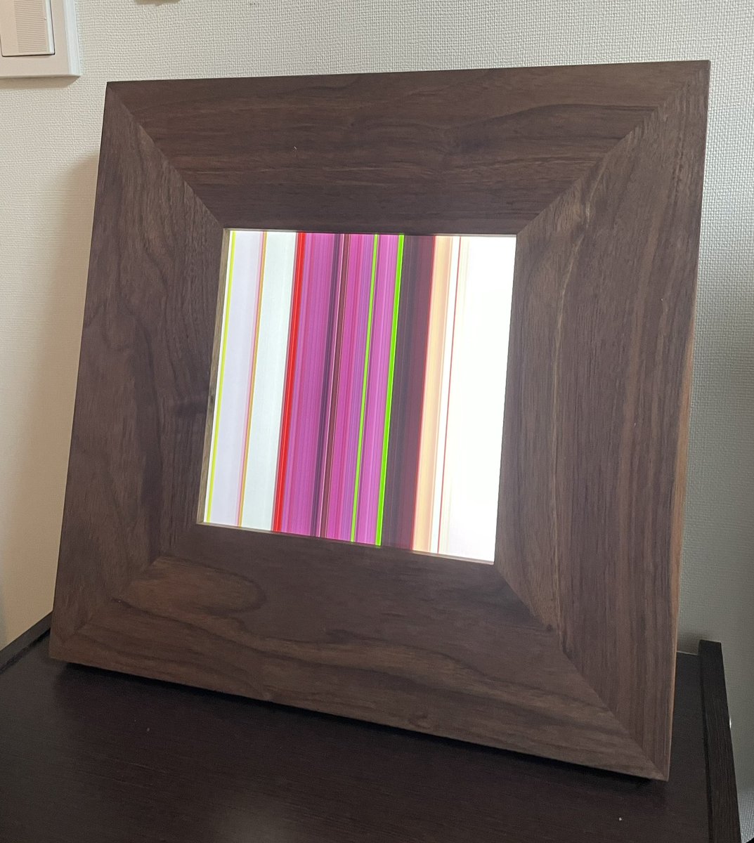 購入！早速部屋に飾ってみました👀