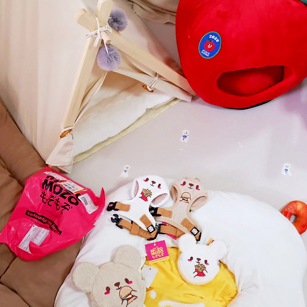 MOZOMOZO_UK's tweet image. The aesthetics though...

#mozomozo #kuma #cutebag #dogharness #kawaiishop