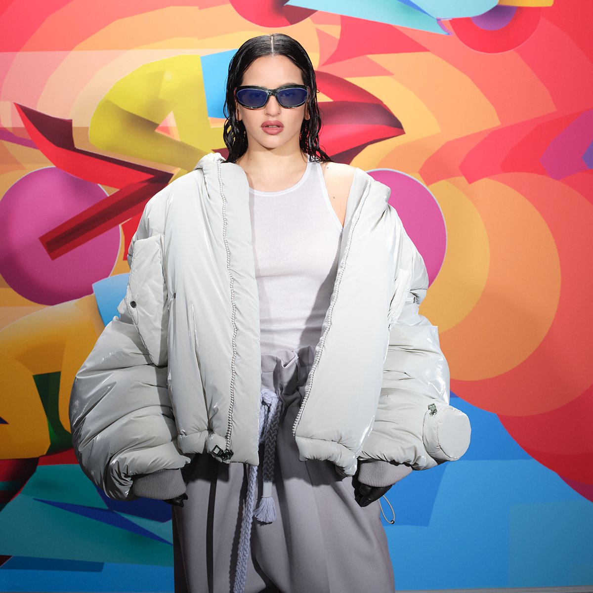 Louis Vuitton on X: .@rosalia at #LVMenFW23. The singer performed at the  latest #LouisVuitton Men's Fashion Show. Watch the full show and musical  performance on Twitter or    / X